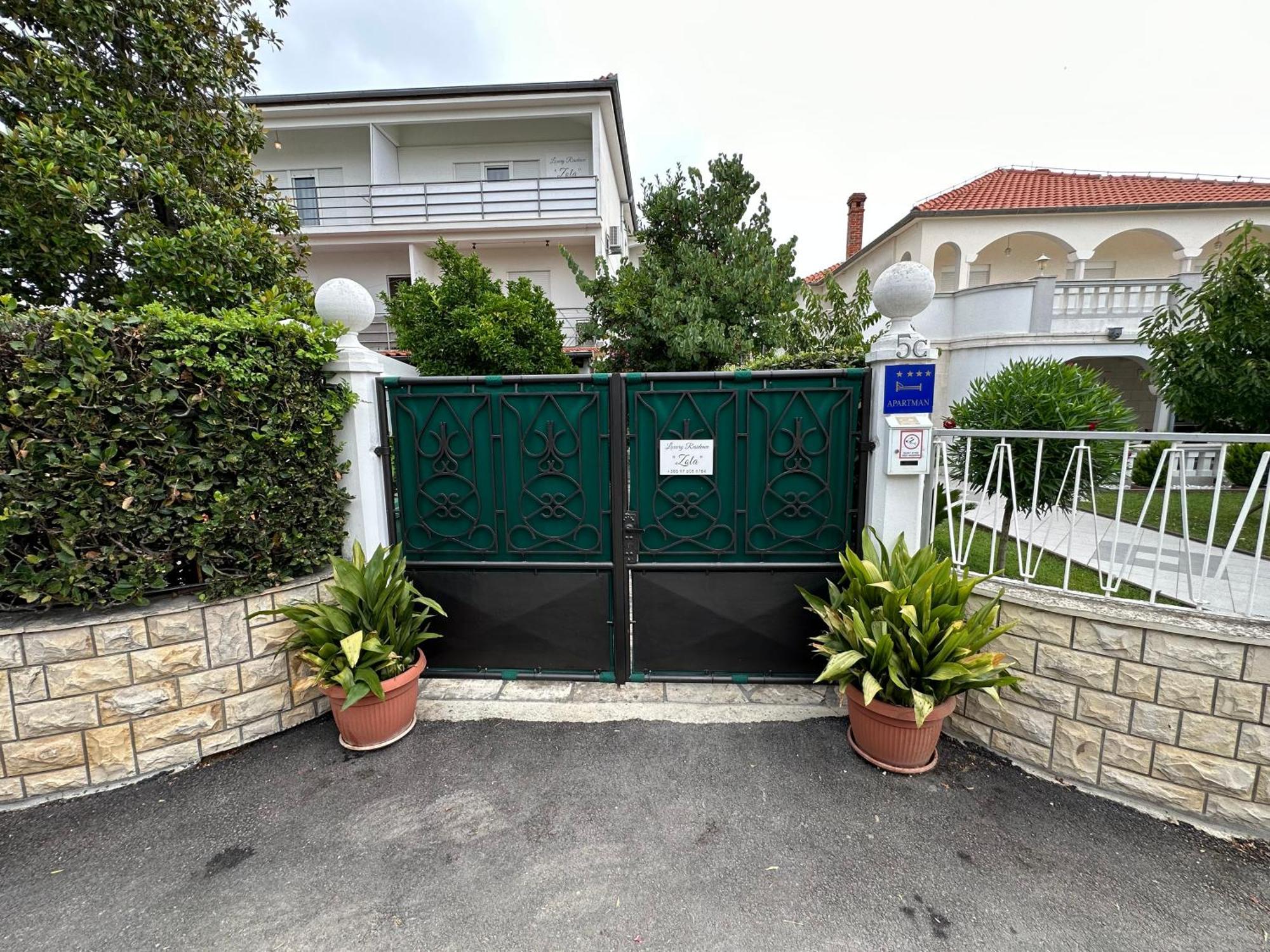 Luxury Residence Zola Zára Kültér fotó